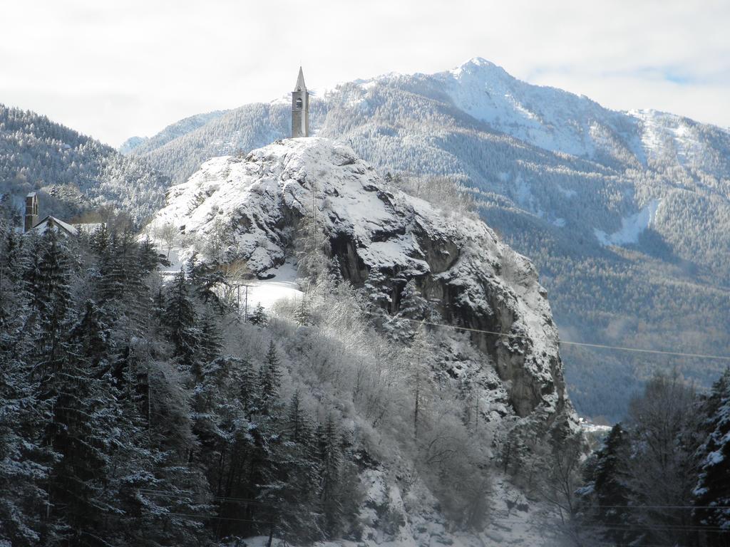 Gite Auberge Les Terres Blanches De Meolans Hostel Buitenkant foto