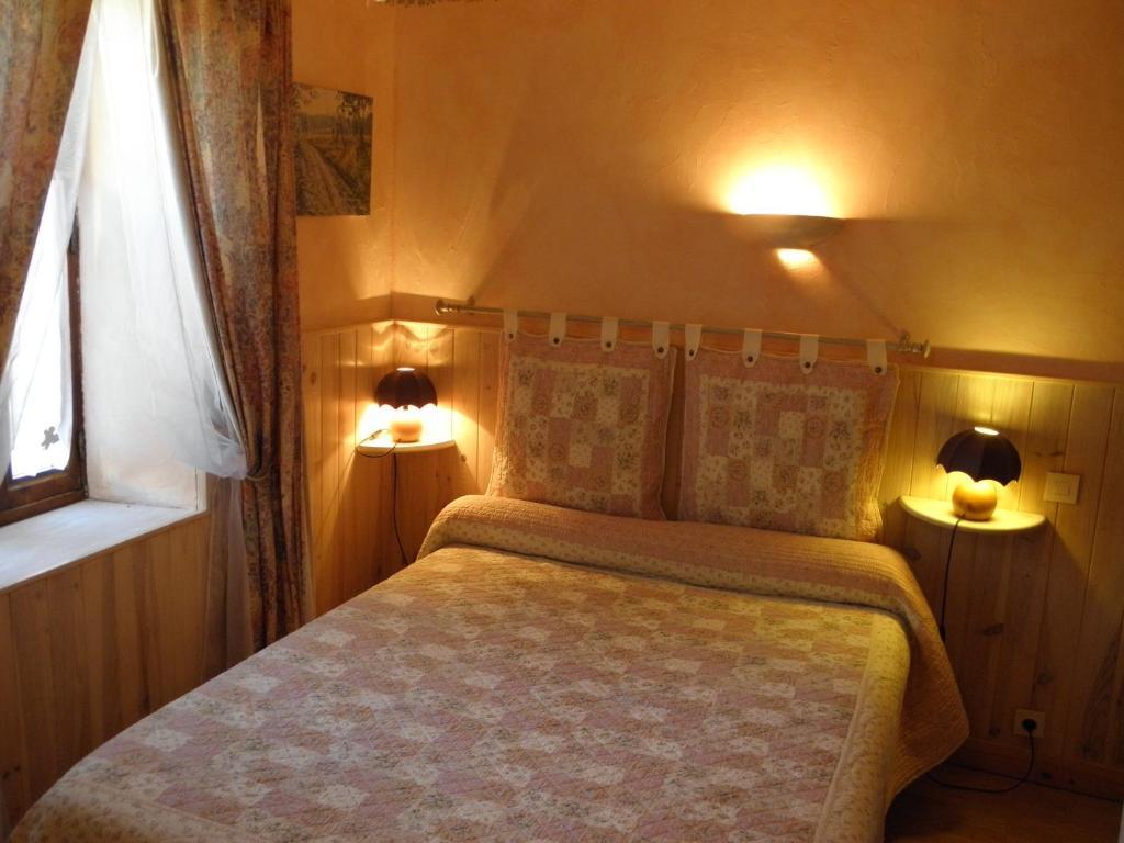 Gite Auberge Les Terres Blanches De Meolans Kamer foto